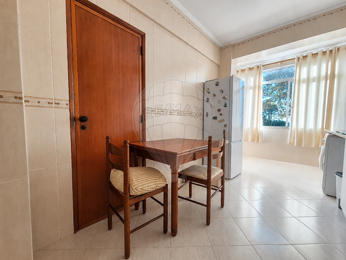 Apartamento T2 para Venda em Póvoa de Santa Iria e Forte da Casa Foto 13
