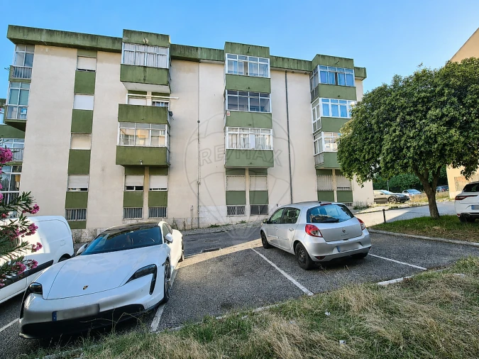 Apartamento T2 para Venda em Póvoa de Santa Iria e Forte da Casa Foto 15