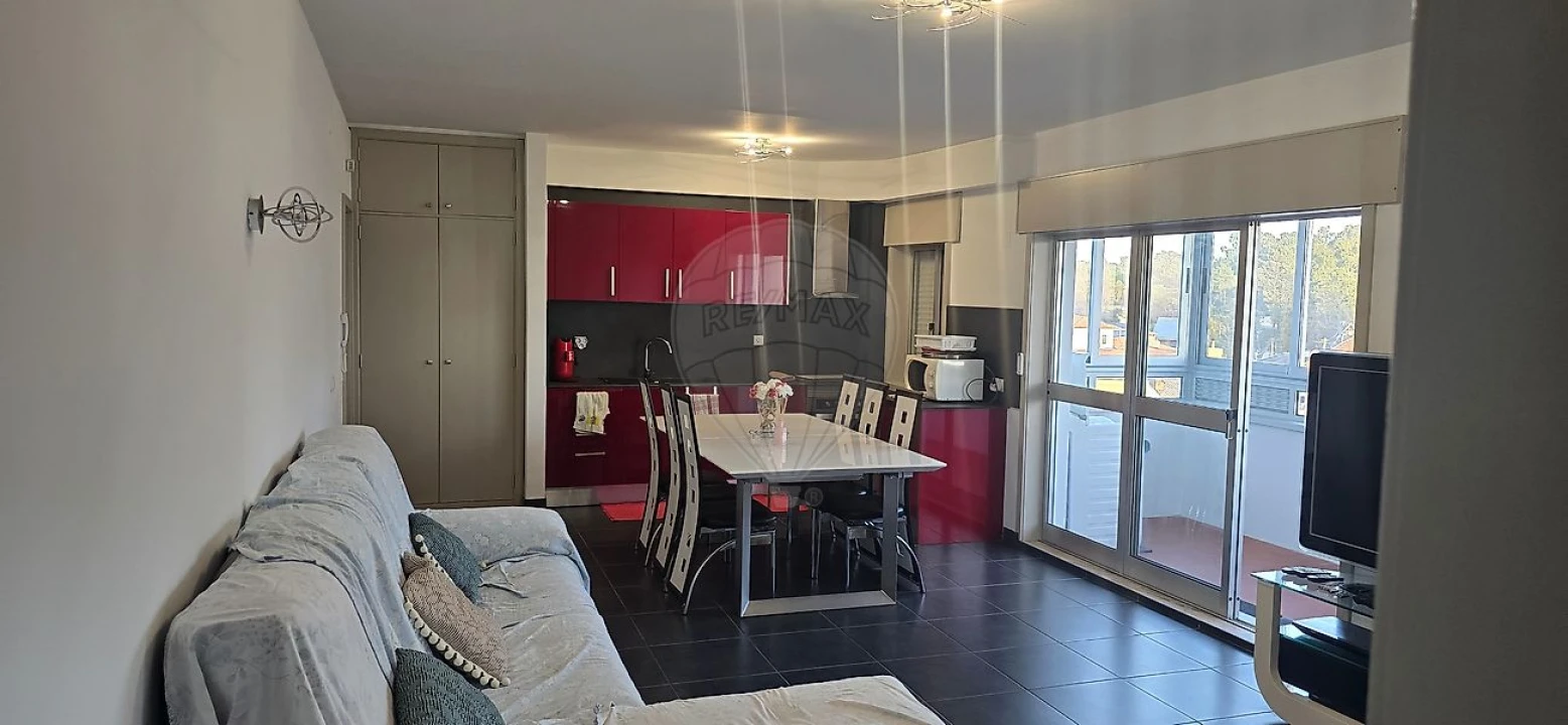 Apartamento T2 para Venda em Mindelo Foto 3