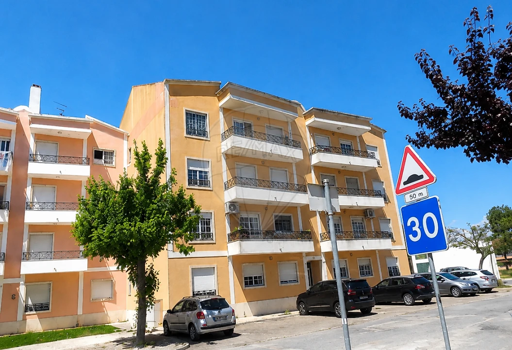 Apartamento T3 para Venda em Samora Correia Foto 5