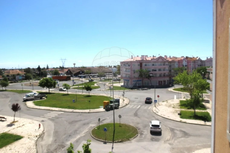 Apartamento T3 para Venda em Samora Correia Foto 8