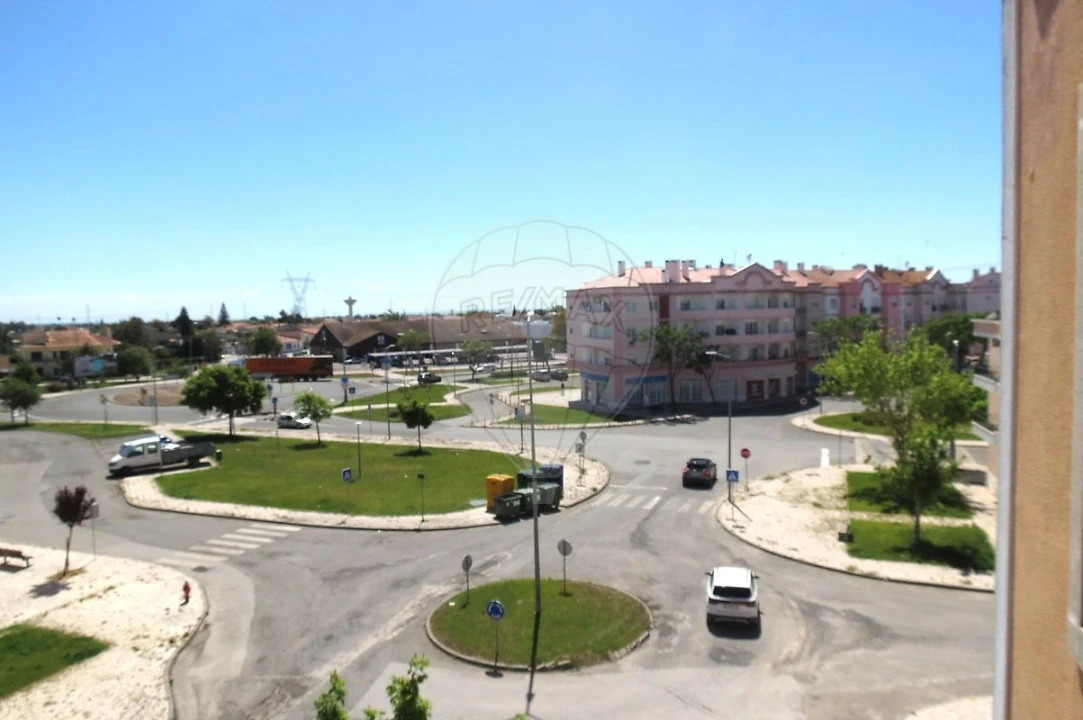 Apartamento T3 para Venda em Samora Correia Foto 8