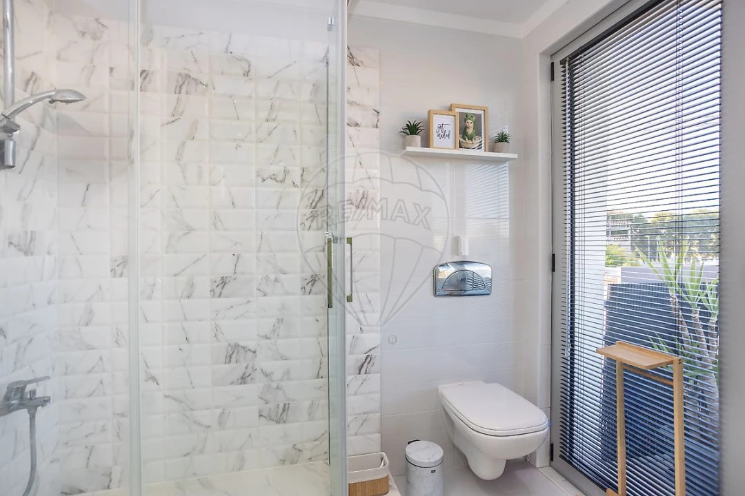 Apartamento T2 para Venda em Almeirim Foto 20