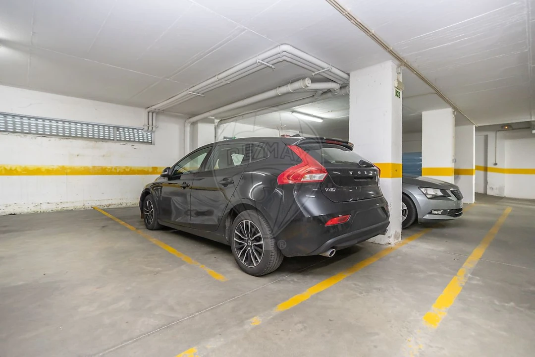 Apartamento T2 para Venda em Almeirim Foto 49