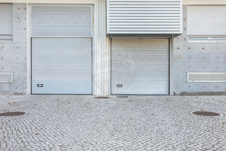 Apartamento T2 para Venda em Almeirim Foto 2