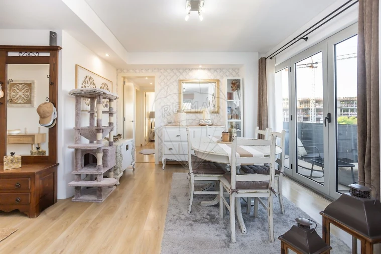 Apartamento T2 para Venda em Almeirim Foto 25