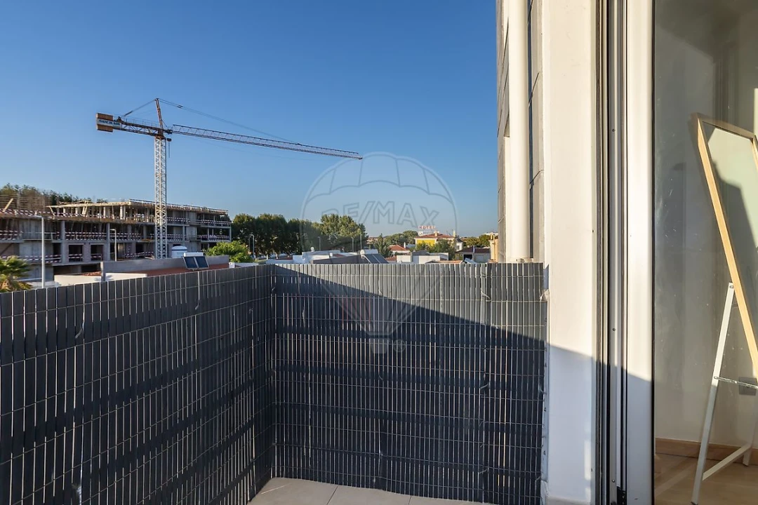 Apartamento T2 para Venda em Almeirim Foto 17