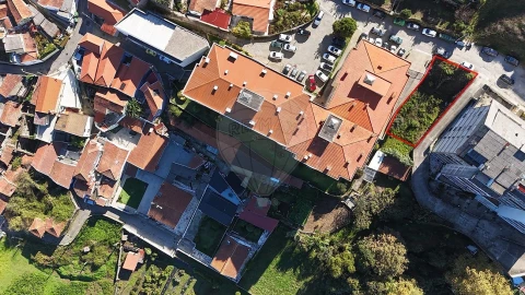 Terreno para Venda em Oliveira do Douro