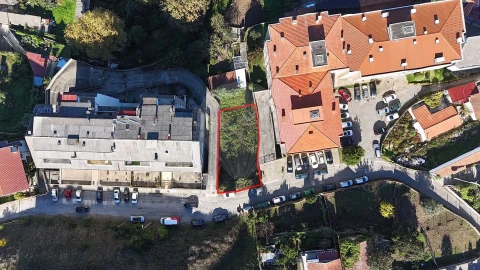 Terreno para Venda em Oliveira do Douro