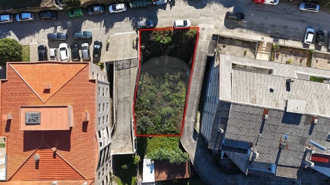 Terreno para Venda em Oliveira do Douro