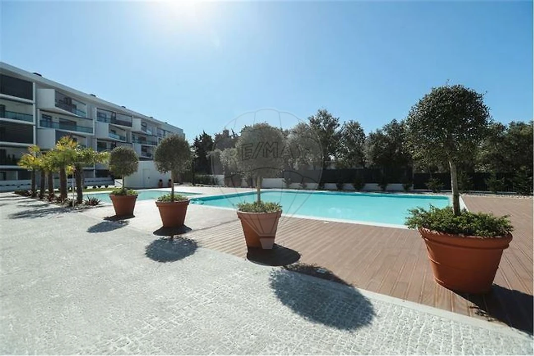 Apartamento T3 para Arrendamento em Carcavelos e Parede Foto 5