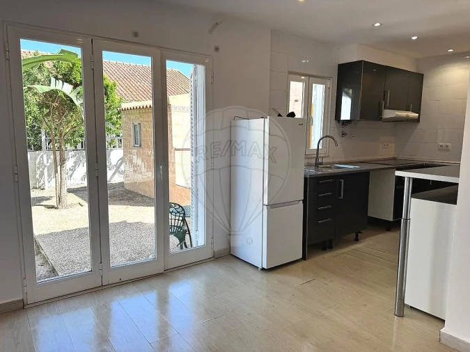 Apartamento T1 para Arrendamento em Charneca de Caparica e Sobreda Foto 15