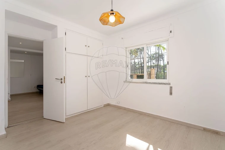 Apartamento T2 para Arrendamento em Charneca de Caparica e Sobreda Foto 3