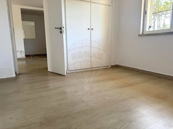 Apartamento T1 para Arrendamento em Charneca de Caparica e Sobreda Foto 11