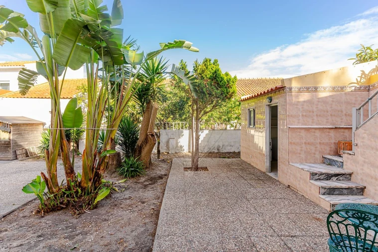 Apartamento T2 para Arrendamento em Charneca de Caparica e Sobreda Foto 13