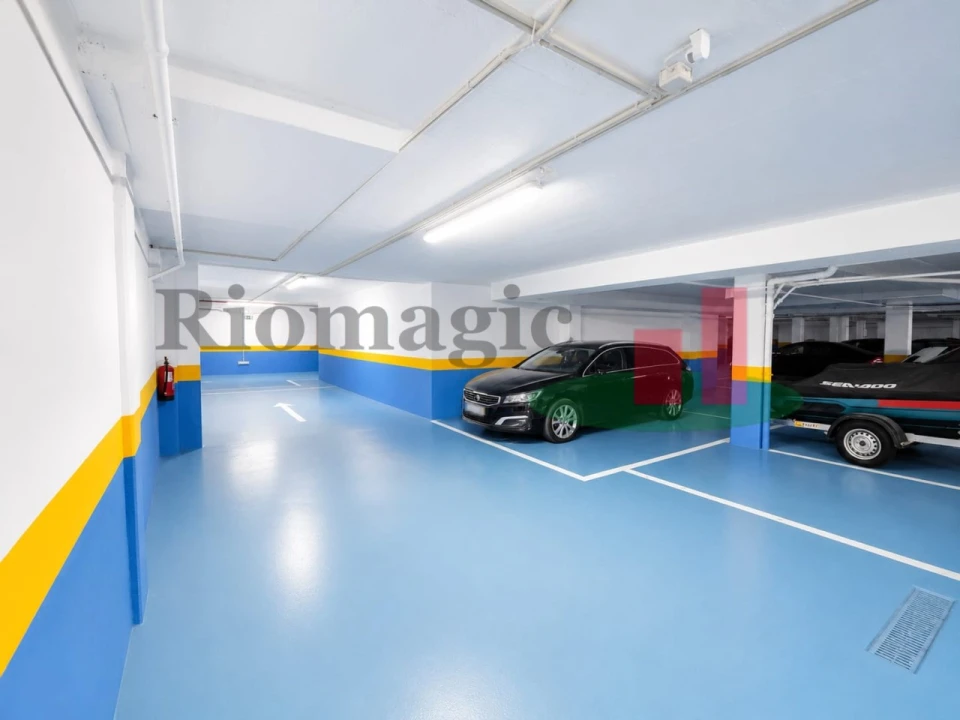 Garagem para Arrendamento em Marvila, Ribeira Santarém, São Salvador, São Nicolau Foto 5