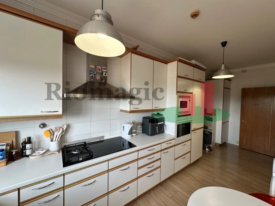 Apartamento T3 para Venda em Queluz e Belas Foto 13