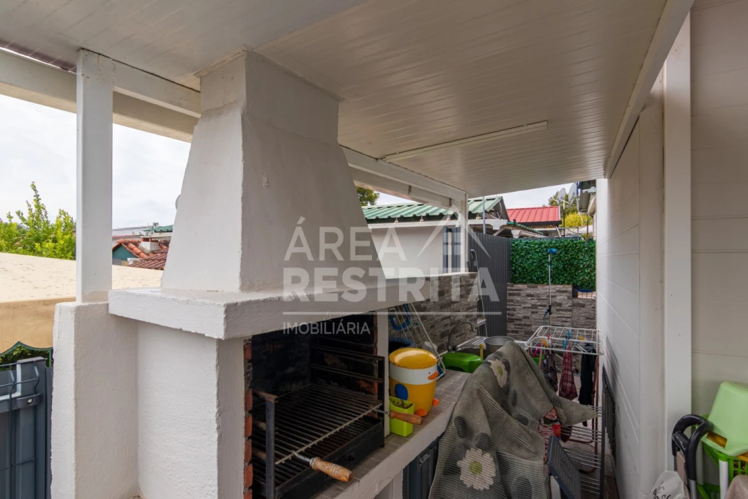 Moradia T3 para Venda em Fernao Ferro Foto 21