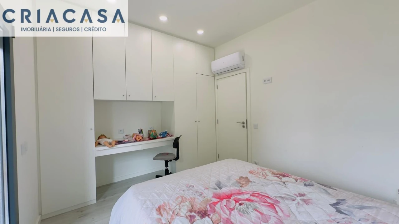 Apartamento T3 para Venda em Rio de Loba Foto 37