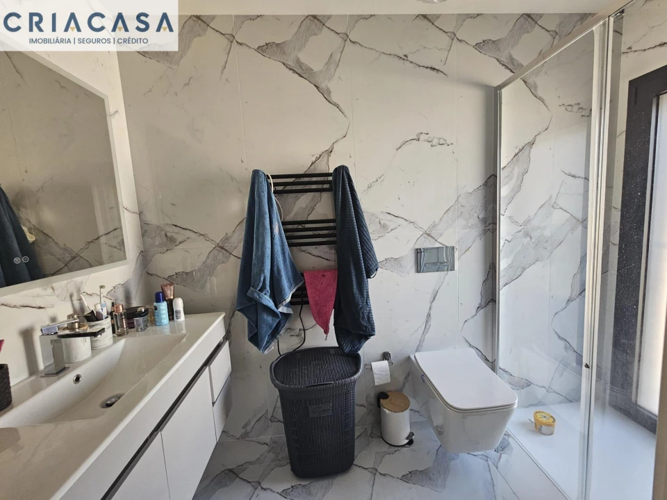 Apartamento T3 para Venda em Rio de Loba Foto 12