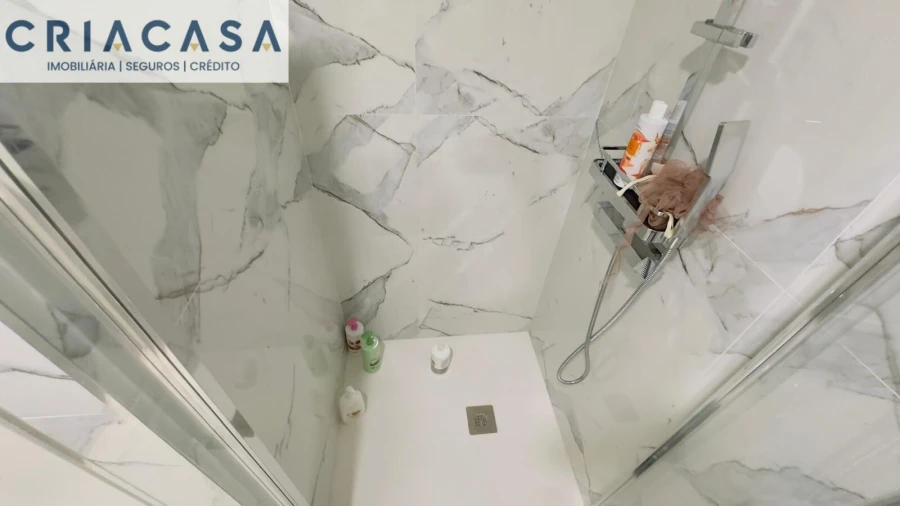 Apartamento T3 para Venda em Rio de Loba Foto 15