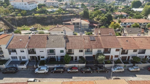Moradia T4 para Venda em Braga (Maximinos, Sé e Cividade)