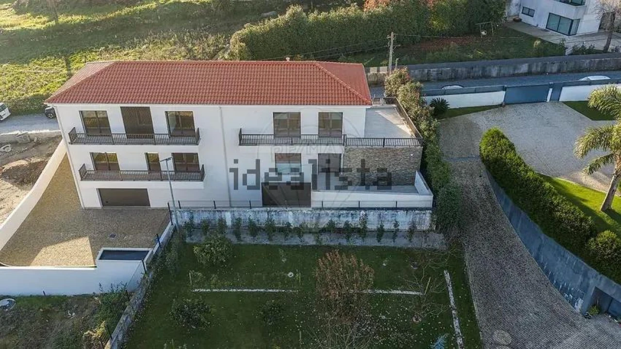 Moradia T3 para Venda em Idães Foto 7