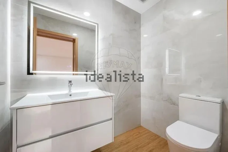 Moradia T3 para Venda em Idães Foto 15