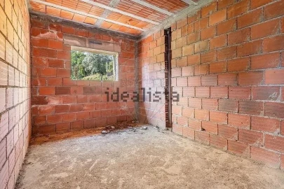 Moradia T3 para Venda em Bouro (Santa Maria)