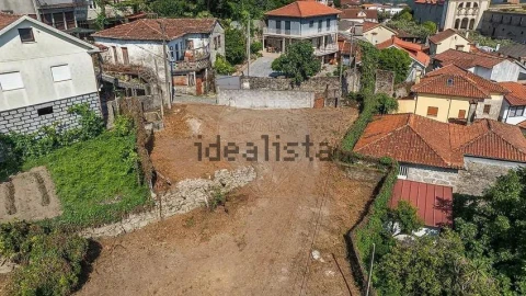 Moradia T3 para Venda em Bouro (Santa Maria)