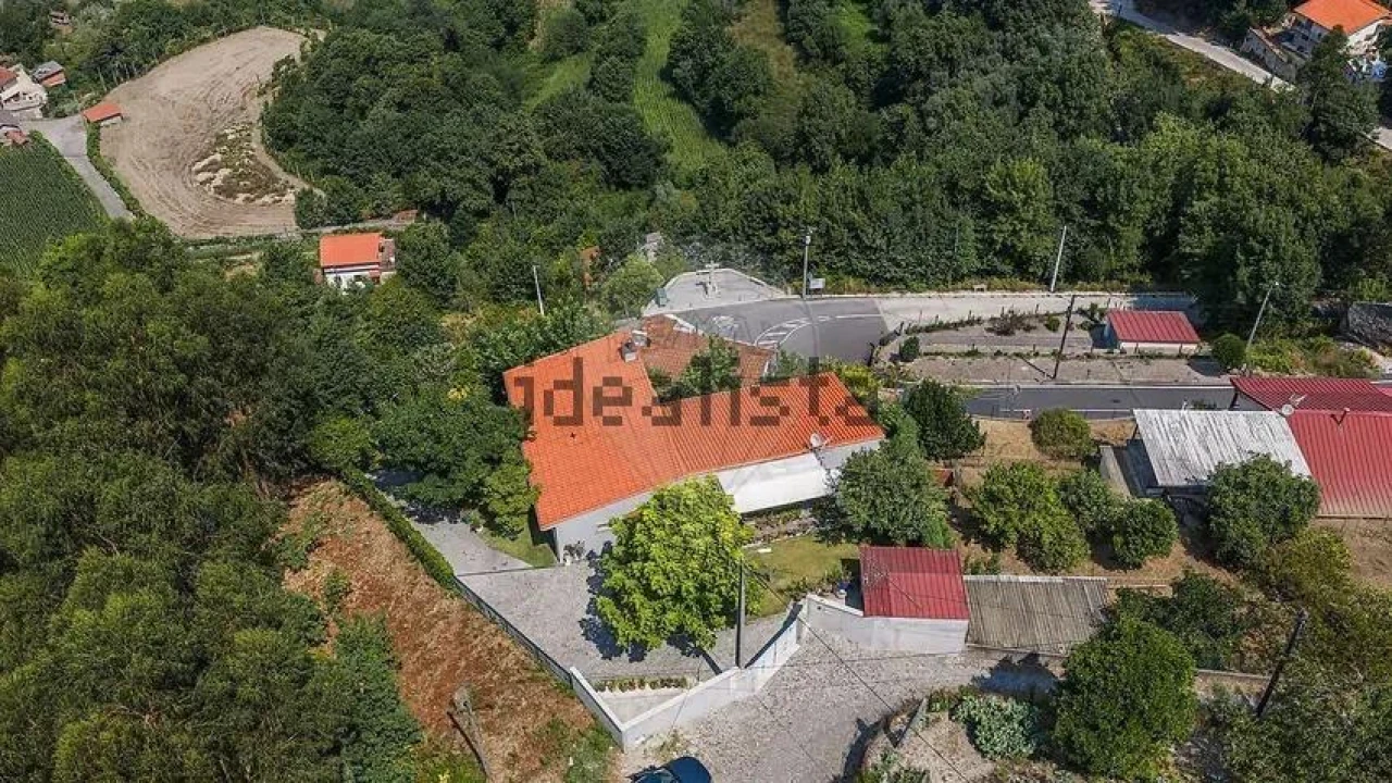 Moradia T3 para Venda em Ribeira Foto 26