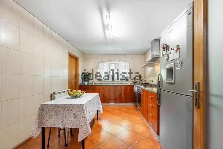 Moradia T3 para Venda em Ribeira Foto 6