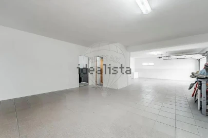 Moradia T3 para Venda em Amares e Figueiredo