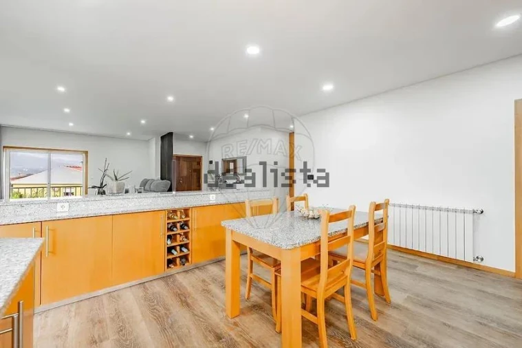 Moradia T3 para Venda em Amares e Figueiredo Foto 5