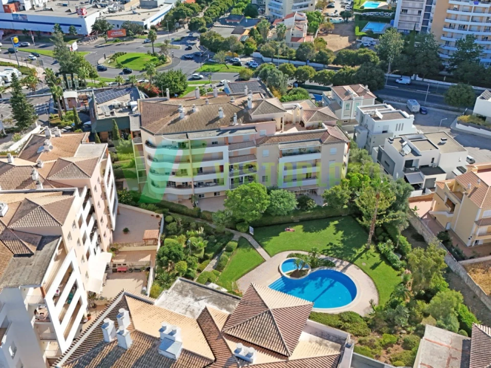 Apartamento T2 para Venda em Portimão Foto 20