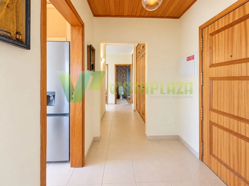 Apartamento T2 para Venda em Portimão Foto 10