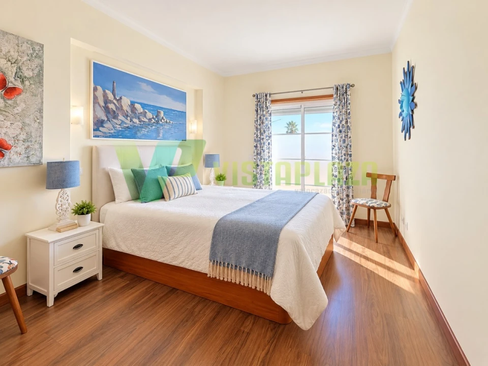 Apartamento T2 para Venda em Portimão Foto 12