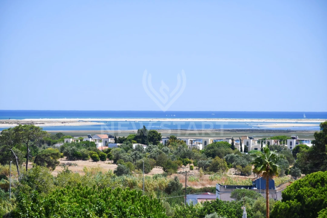 Moradia T3 para Venda em Quelfes Foto 34