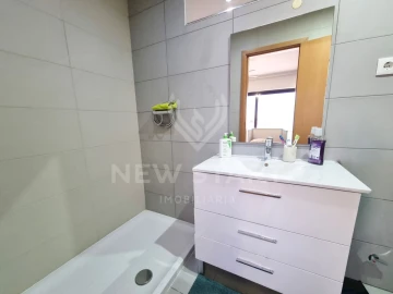 Moradia T3 para Venda em Quelfes
