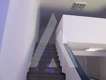 Loja para Arrendamento em Glória e Vera Cruz