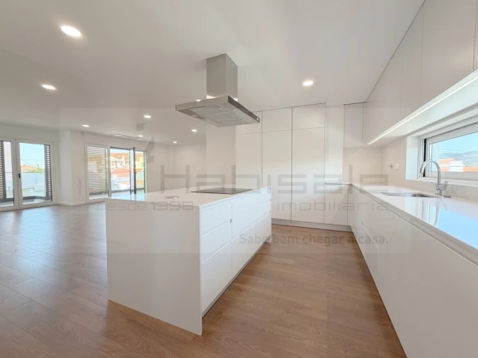 Apartamento T3 para Venda em Alcabideche Foto 2