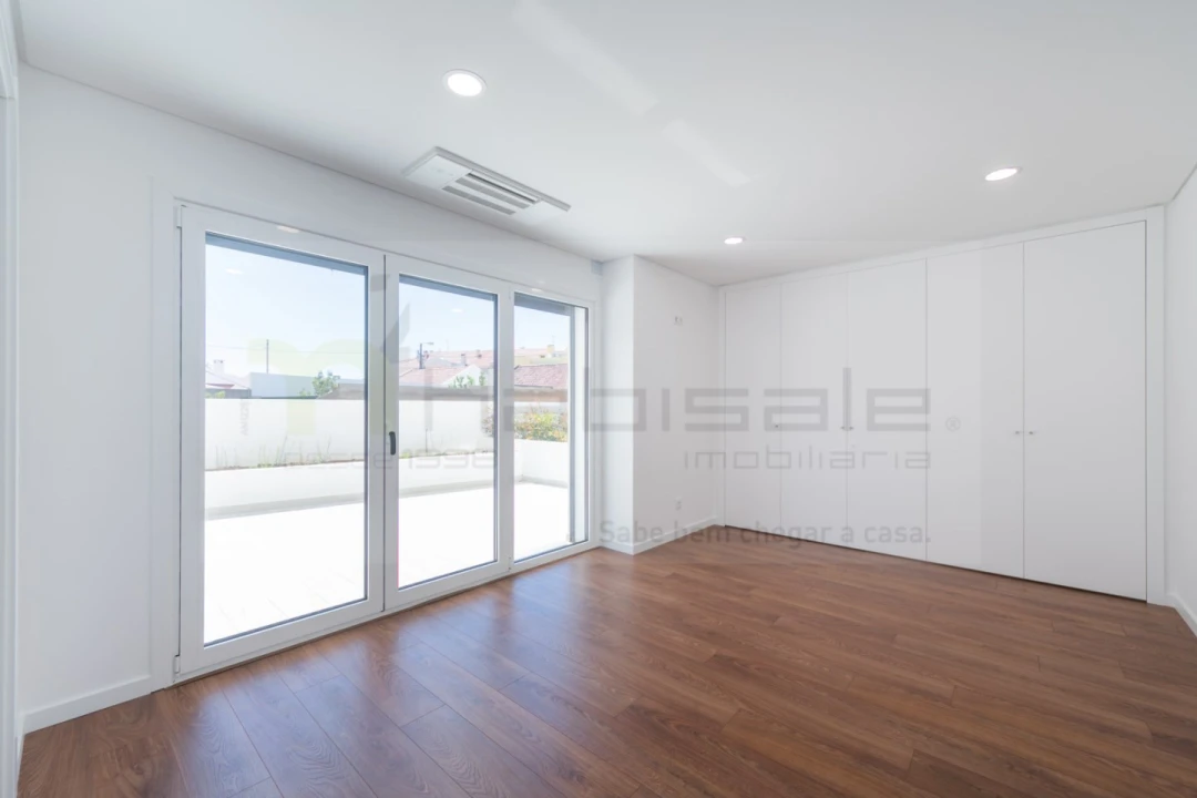 Apartamento T3 para Venda em Alcabideche Foto 14