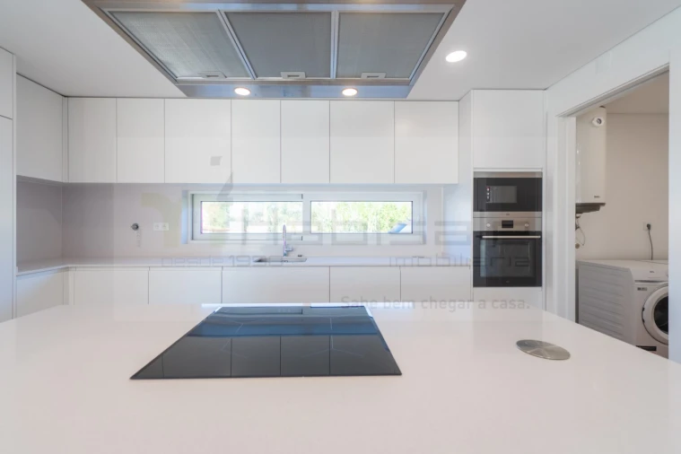Apartamento T3 para Venda em Alcabideche Foto 5
