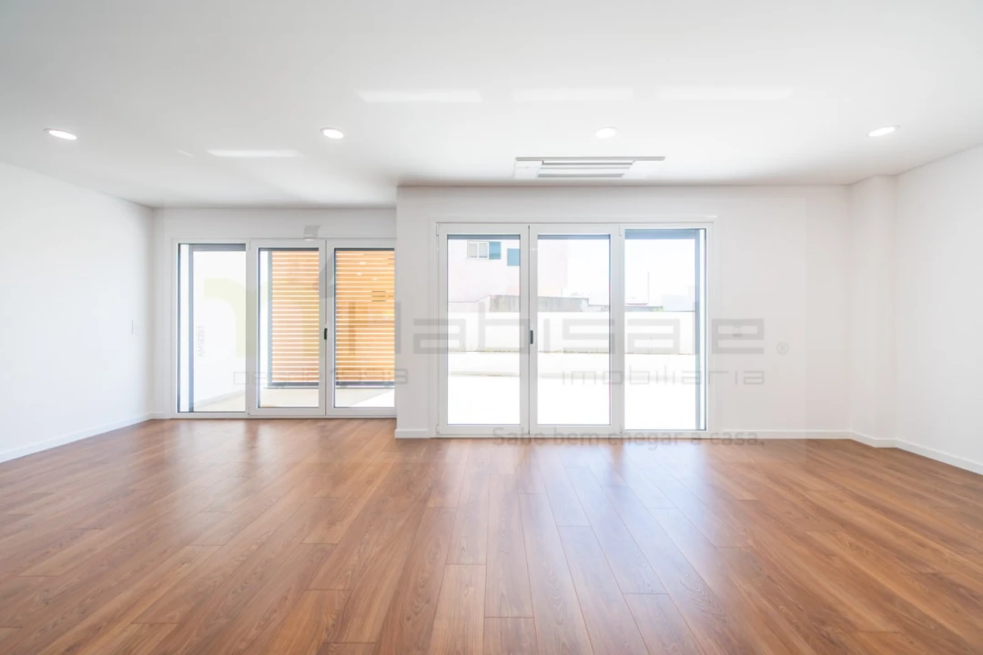 Apartamento T2 para Venda em Alcabideche Foto 1