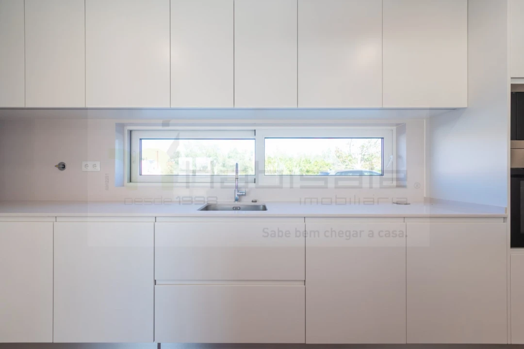 Apartamento T2 para Venda em Alcabideche Foto 3
