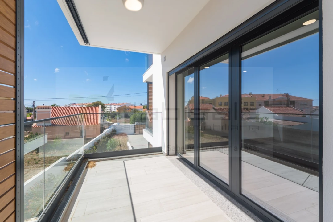 Apartamento T2 para Venda em Alcabideche Foto 5