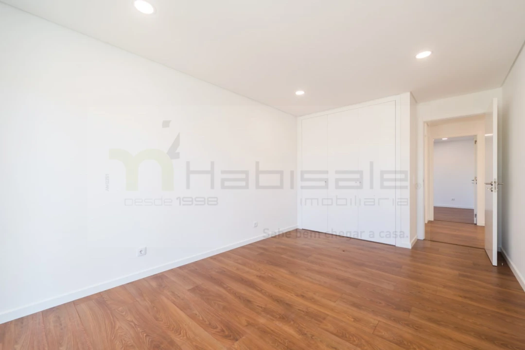 Apartamento T2 para Venda em Alcabideche Foto 8