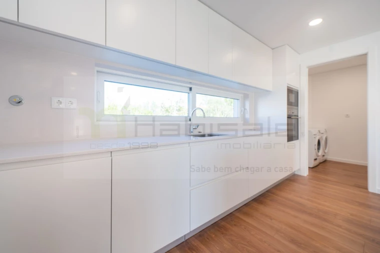 Apartamento T2 para Venda em Alcabideche Foto 2