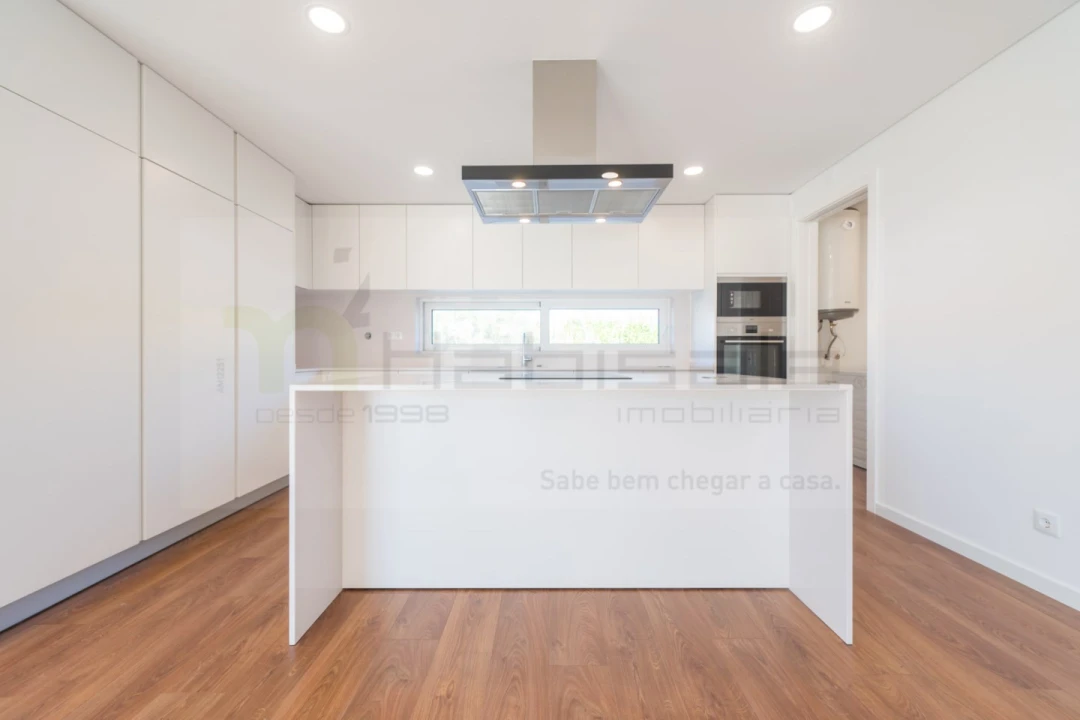 Apartamento T2 para Venda em Alcabideche Foto 4