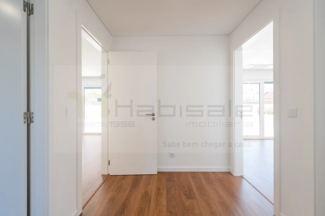 Apartamento T2 para Venda em Alcabideche Foto 6
